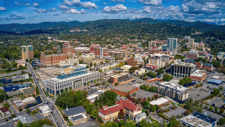 Asheville is using Zartico's geolocation data to make an effort to disperse people more widely within the city and even across the vicinity.