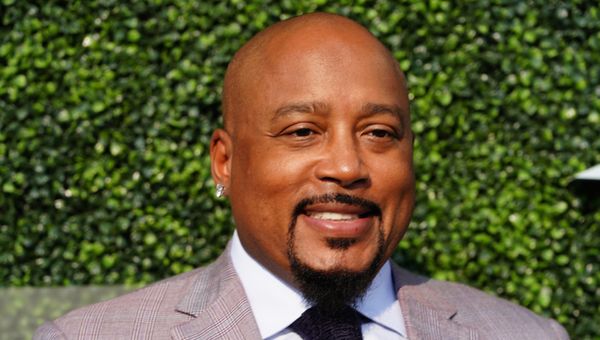 Daymond John, author and star of ABC's "Shark Tank," will share how he grew his business and present the business-plan winner at Carnival's Houston event.