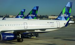 As part of the Northeast Alliance, American has leased 30 daily arrival and departure slots to JetBlue at JFK Airport.