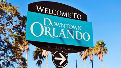 Visit Orlando introduces course for travel advisors