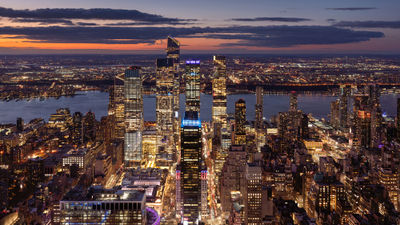New York led in overseas arrivals and spending with more than 9.8 million visitors and $32.1 billion.