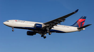 The carrier also will work with Amazon to expand its Delta Sync Wi-Fi and seatback experiences.