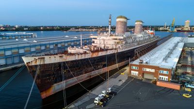 The SS United States docked in Philadelphia.