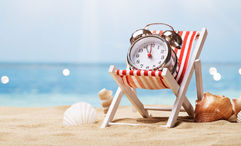 Travel advisors say that clients are sometimes booking with less than a month before departure.
