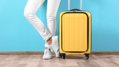 On dress codes, luxury cruise lines loosen their ties