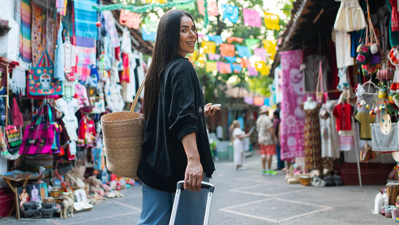 A New Era of Experiential Travel: Curating Hyper-Local Itineraries