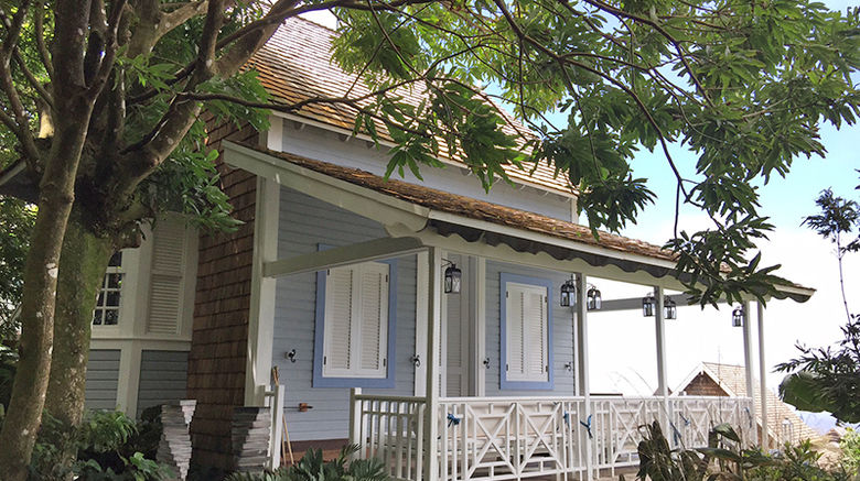 Belle Mont Farm, the organic West Indian farm-to-table hotel, marks the first chapter of the luxury sustainable Kittitian Hill community on the northern tip of St. Kitts. Accommodations range from charming, oceanview guest cottages to the expansive Yaya Groves villas and four-bedroom units with a central living area that make up the Farmhouse section.