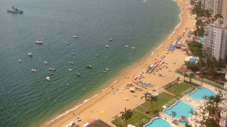 The history and attractions of Mexico are found everywhere, from its beaches and resorts to its museums and mercados (markets). Here, scenes from Acapulco and current and future resorts from the Pacific coast to the Yucatan. Pictured here, the coastline of Acapulco and its namesake bay. TW photo by Gay Nagle Myers