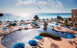 The pool at the Ritz-Carlton, Cancun.