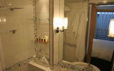 The Veranda suite bathroom.
