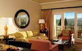 One- and two-bedroom Residential Suites, added during the revamp, feature private kitchens, soaking tubs, spacious living rooms and private lanais.