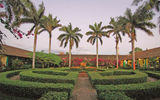 The colonial-style El Convento Hotel in Leon has a formal courtyard.