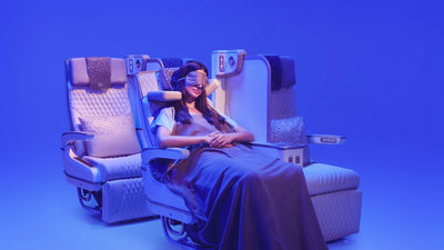 Emirates has added full-height adjustable privacy screen between every seat in Premium Economy on newly received Airbus A350.