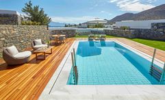 A Sea Breeze Bungalow Suite with a Private Pool