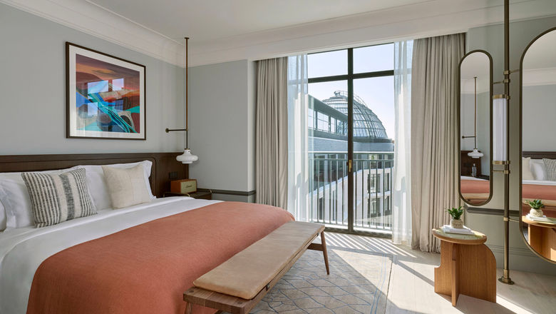 Six Senses London Courtyard Suite bedroom