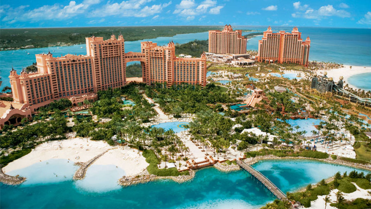 Inside the Atlantis Paradise Island Resort in the Bahamas! 