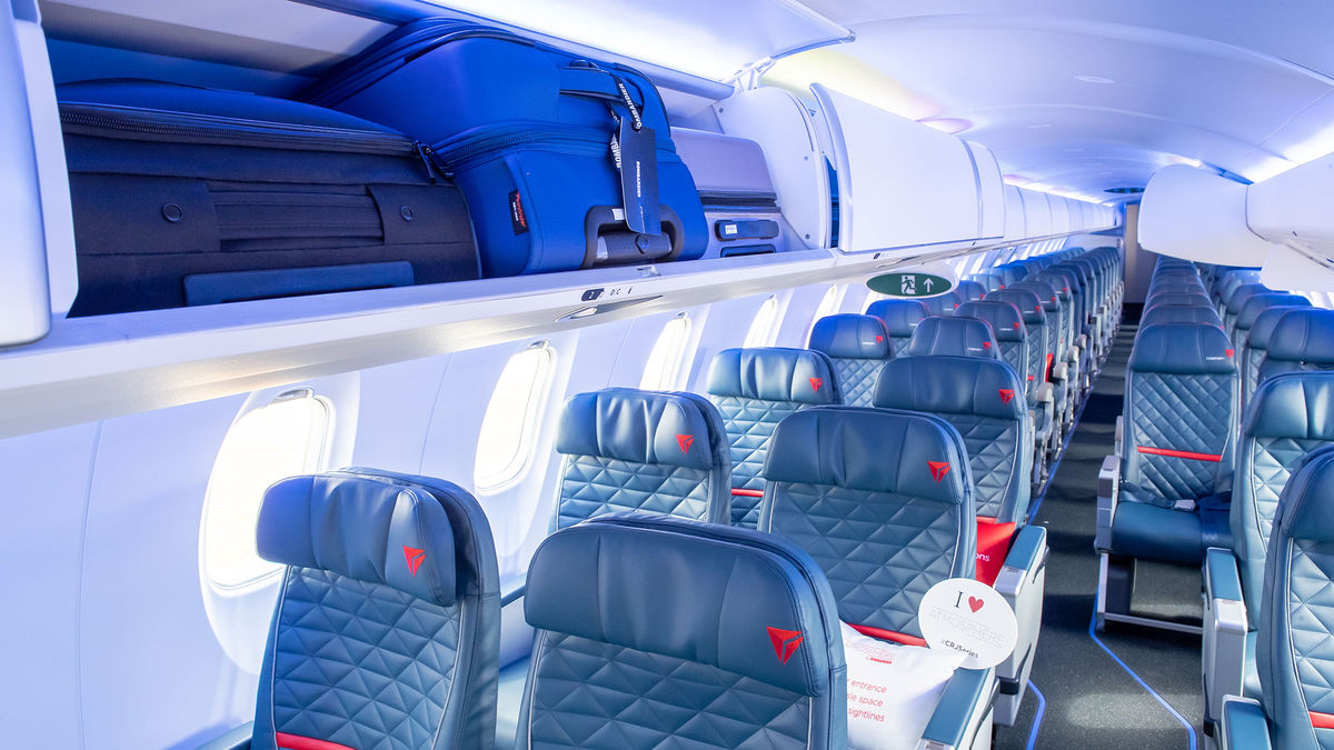 Arr S New Regional Jets Are Roomier Throughout Travel Weekly