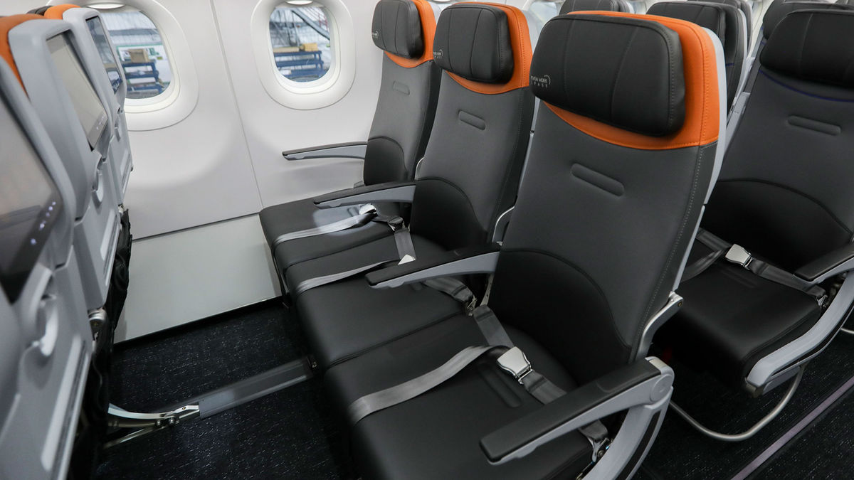 Jetblue Seats Wider In Revamped Cabin