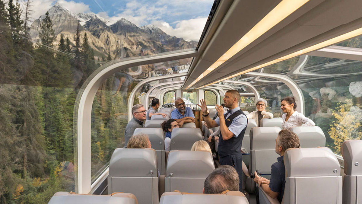 Поезд Rocky Mountaineer интерьер