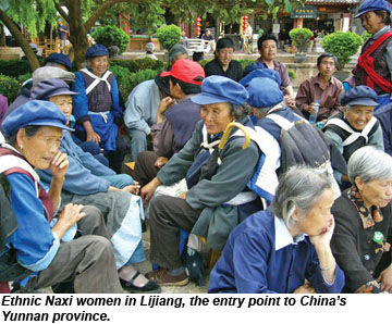 Naxi women in Lijiang
