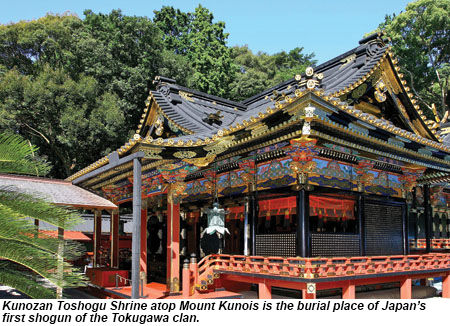 Kunozan Toshogu Shrine atop Mount Kunois.