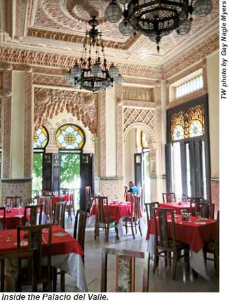 Inside the Palacio del Valle.