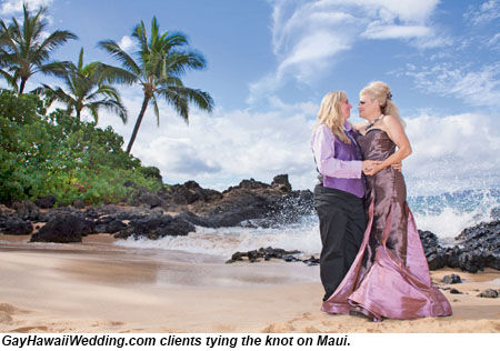 GayHawaiiWedding.com clients tying the knot on Maui.