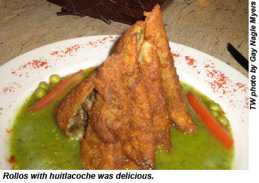 rollos with huitlacoche
