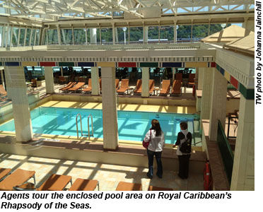 Rhapsody of the Seas pool