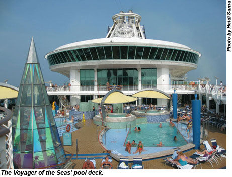 Voyager of the Seas pool deck
