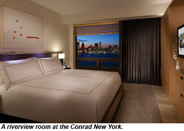 Conrad New York, Riverview Room
