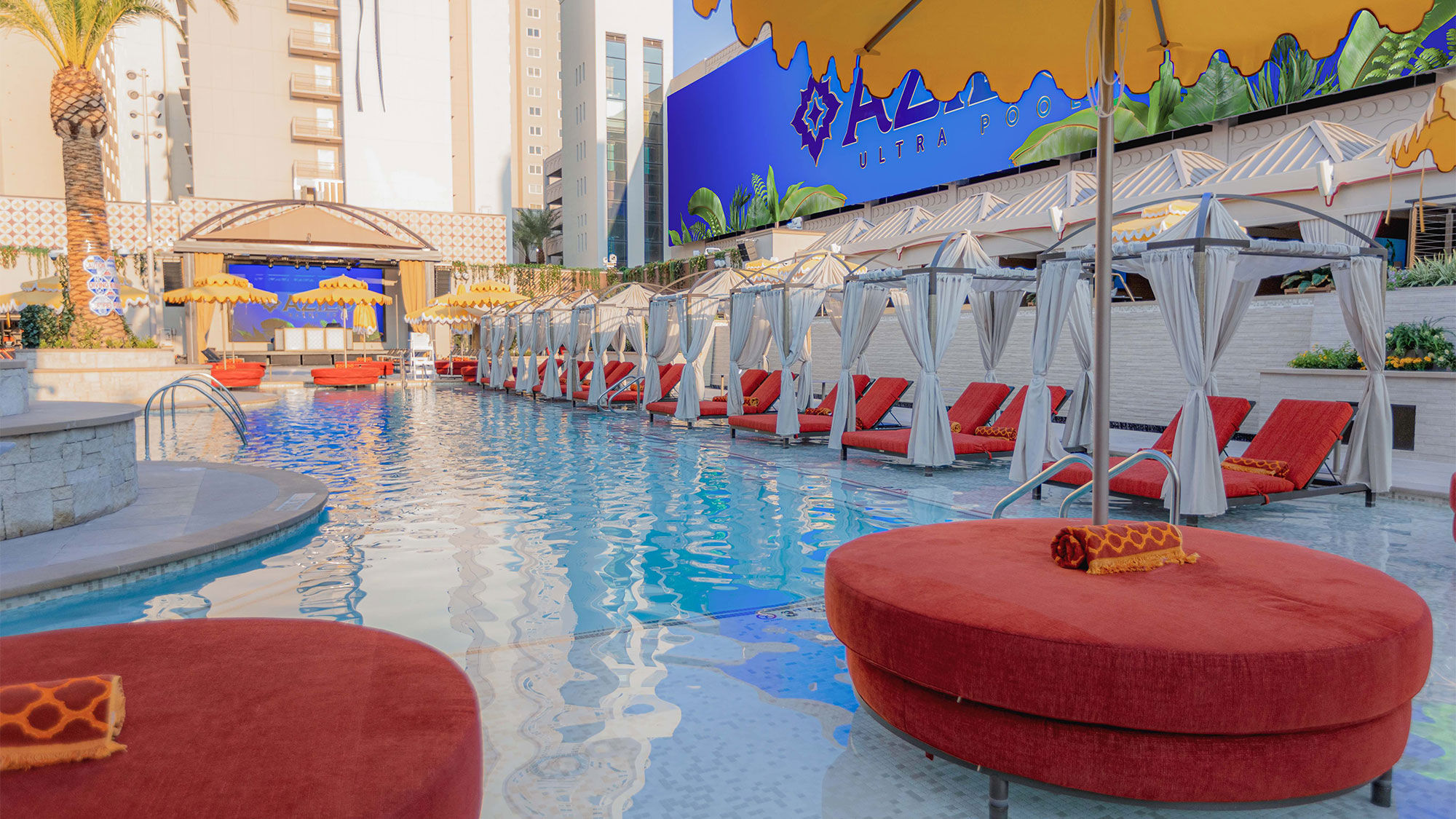 sahara hotel las vegas pool