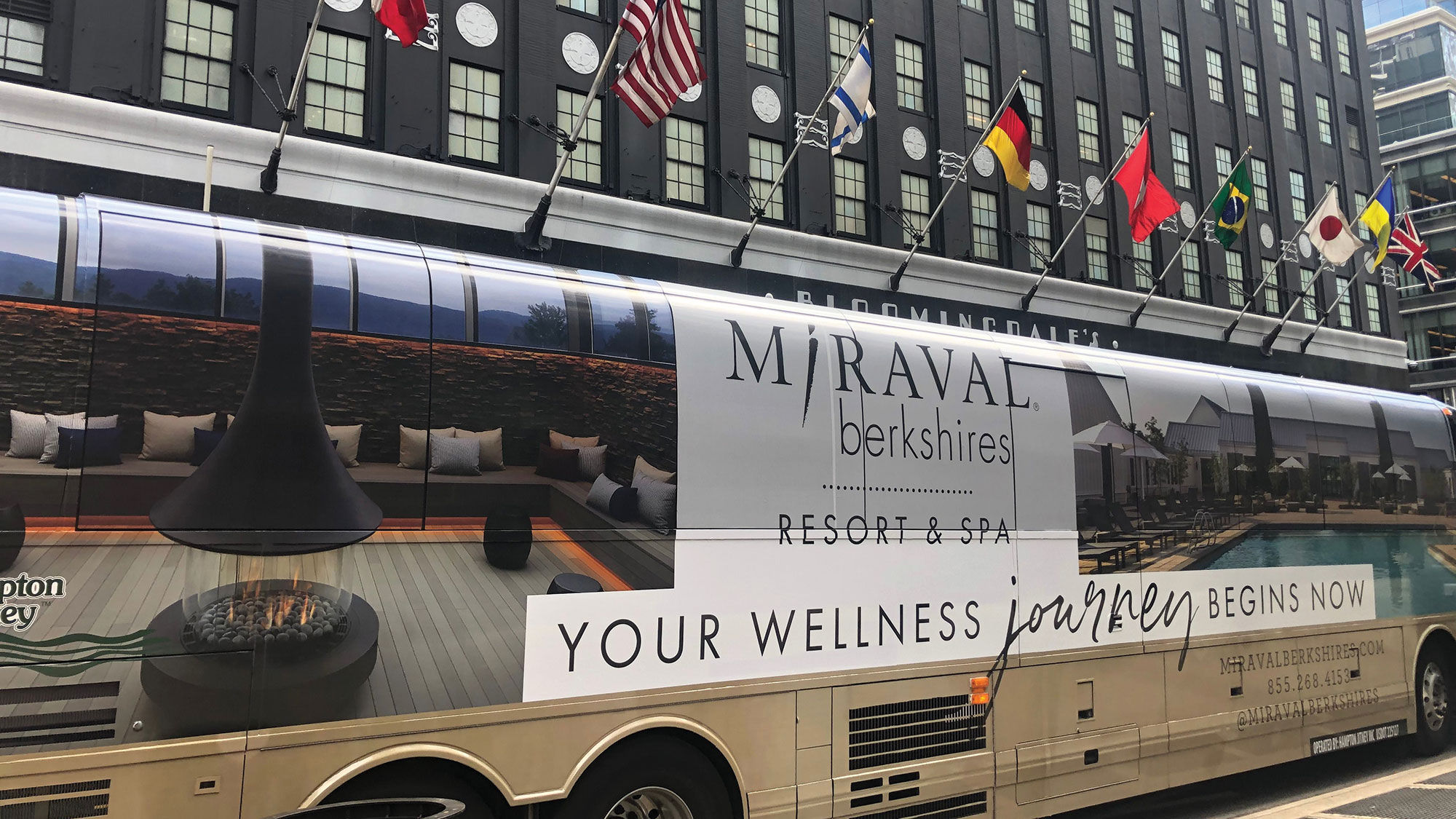 With high inflation and gas prices, hotels roll out late-summer deals: Travel Weekly - Vimarsana News