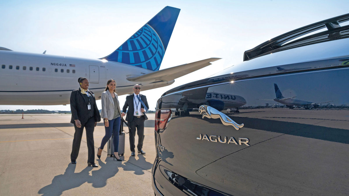Jaguar to provide tarmac transfers for United customers: Travel Weekly
