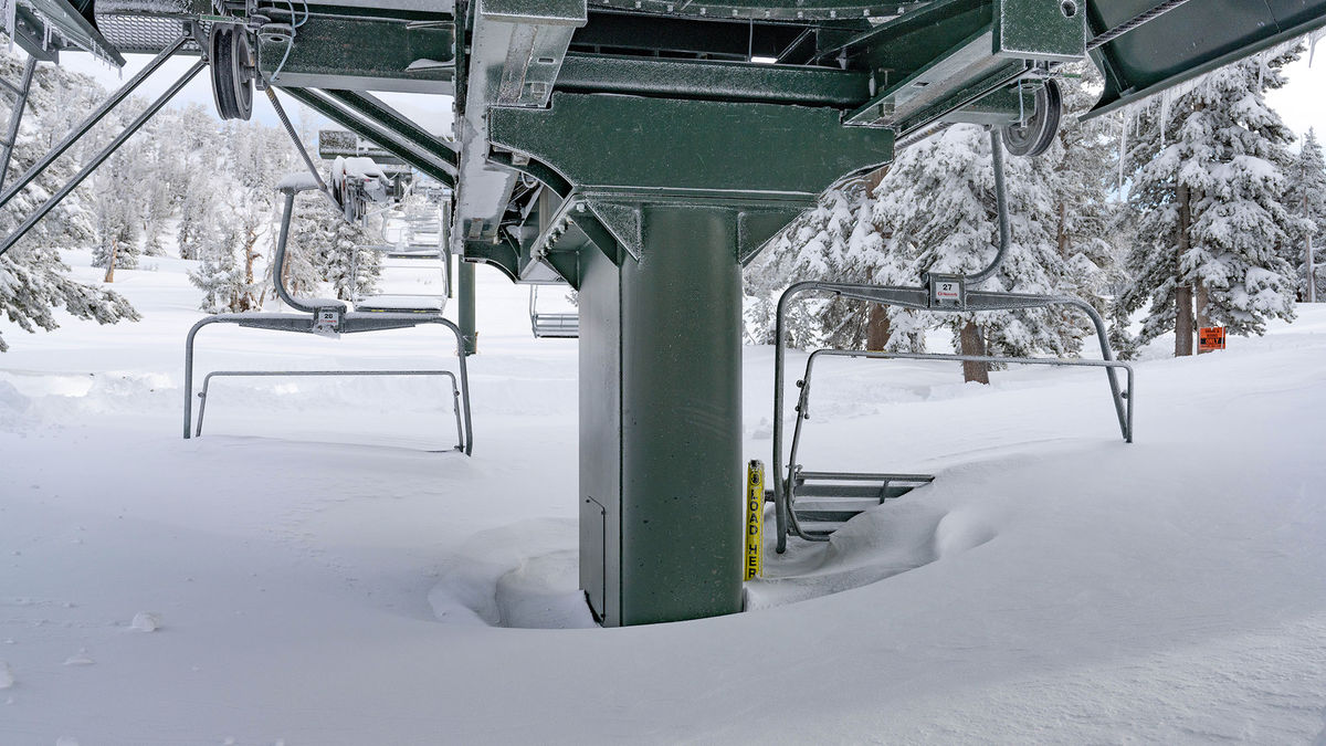 Snow piling up in Twin Cities