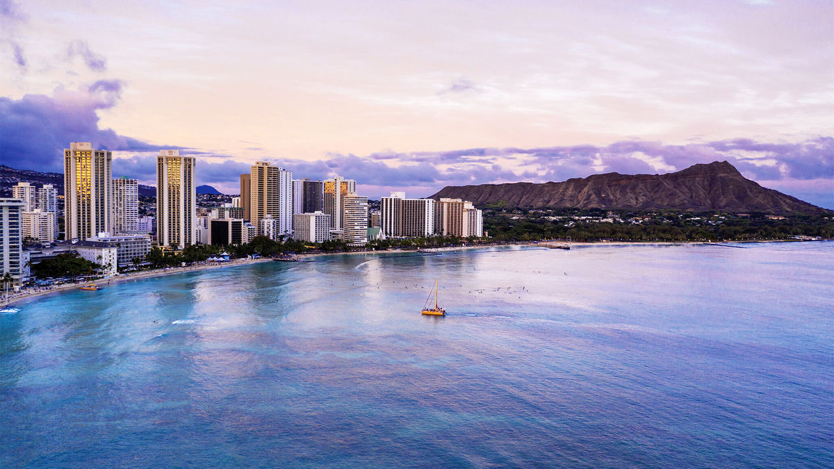 Hawaii hotels, tour operators say ‘thank you’ with deals: Travel Weekly