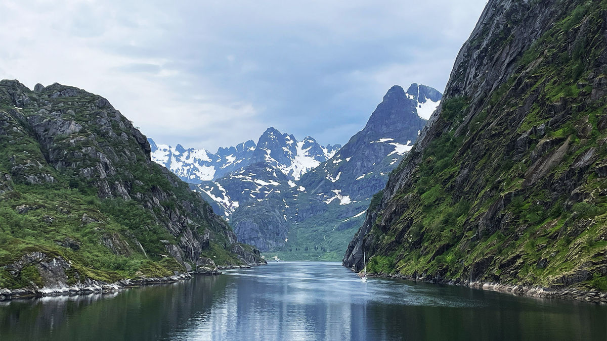 Midnight Sun Norway Cruise Experience, Hurtigruten Coastal