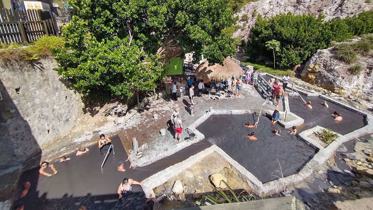 mud baths in St. Lucia