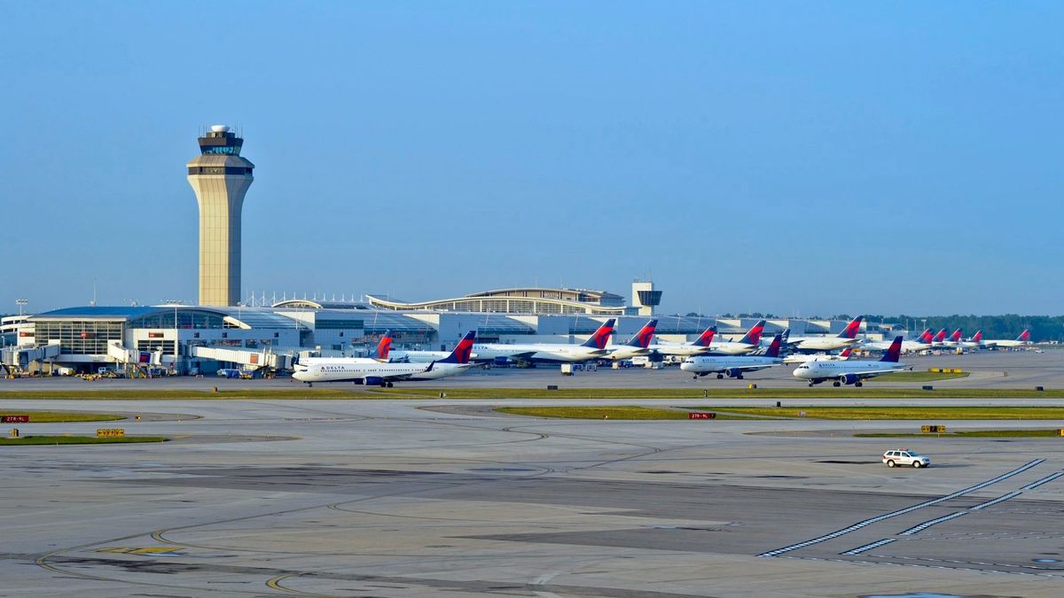 Detroit Metro named best major U.S. airport in J.D. Power survey thumbnail