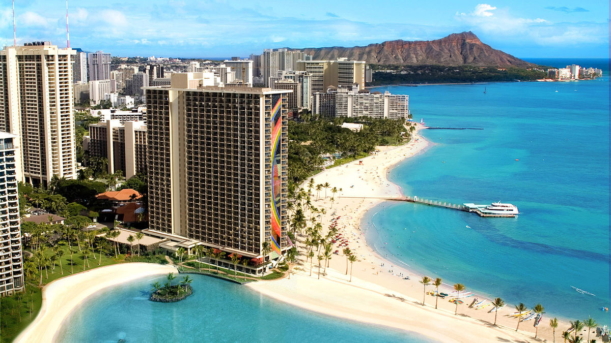 Hilton offers nearly all-inclusive package in Waikiki: Travel Weekly, image size:1200x675