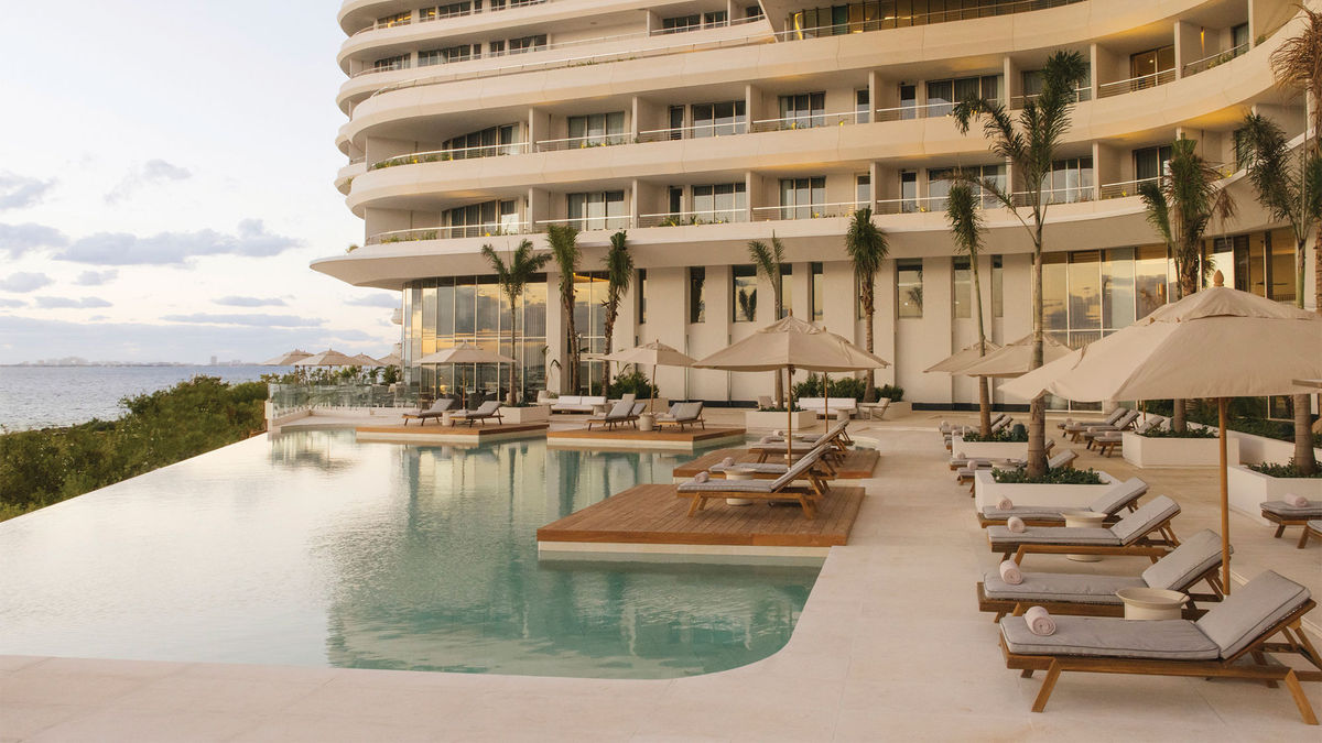 Hotels tap healthy demand for luxe longevity offerings: Travel Weekly Hotels tap healthy demand for luxe longevity offerings: Travel Weekly