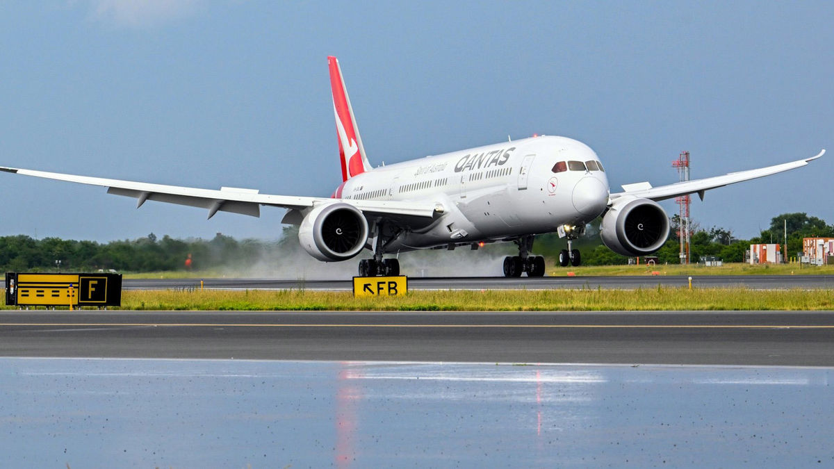 Qantas to impose surcharge on US bookings in GDS: Travel Weekly