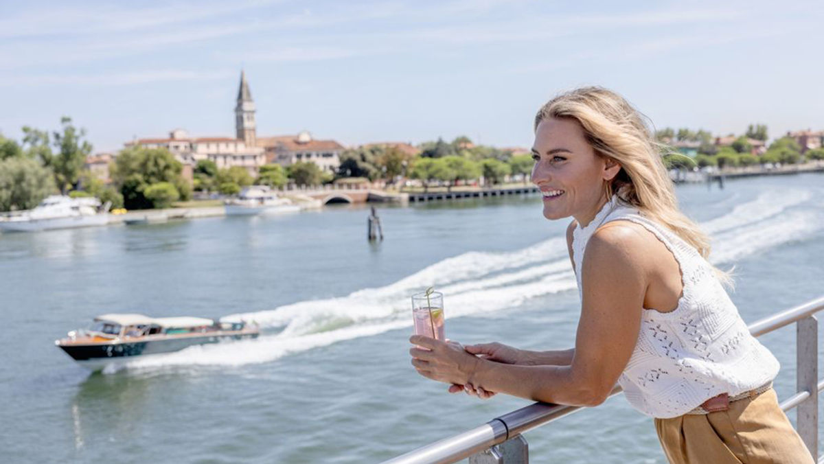 Uniworld and Luxury Gold partner to create cruise-tour vacations: Travel Weekly