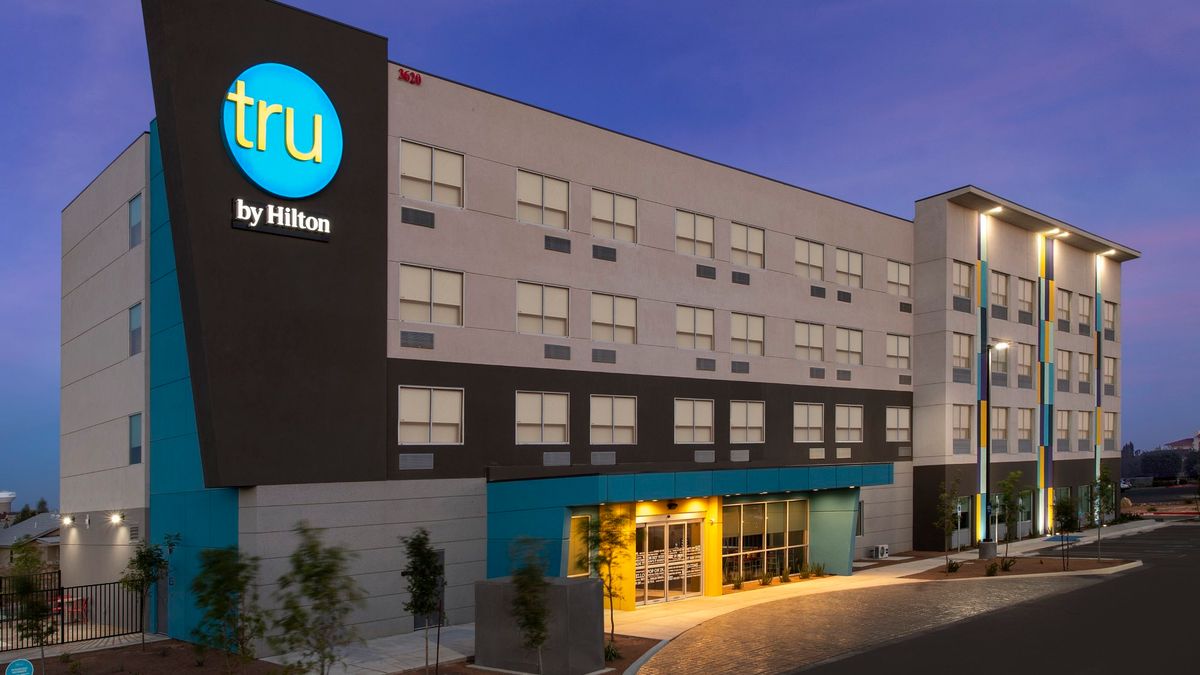 The AI data-center building boom is fueling a strong year for U.S. hotels