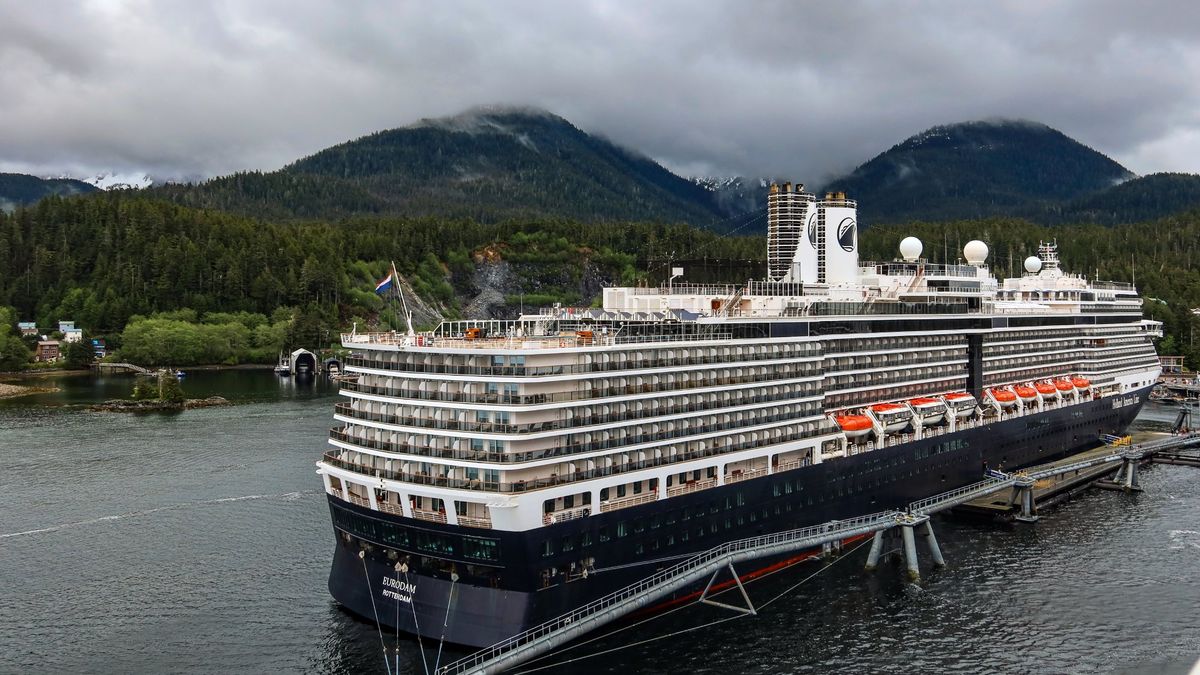 Sitka residents to vote on Cruise Passenger Cap: Travel Weekly