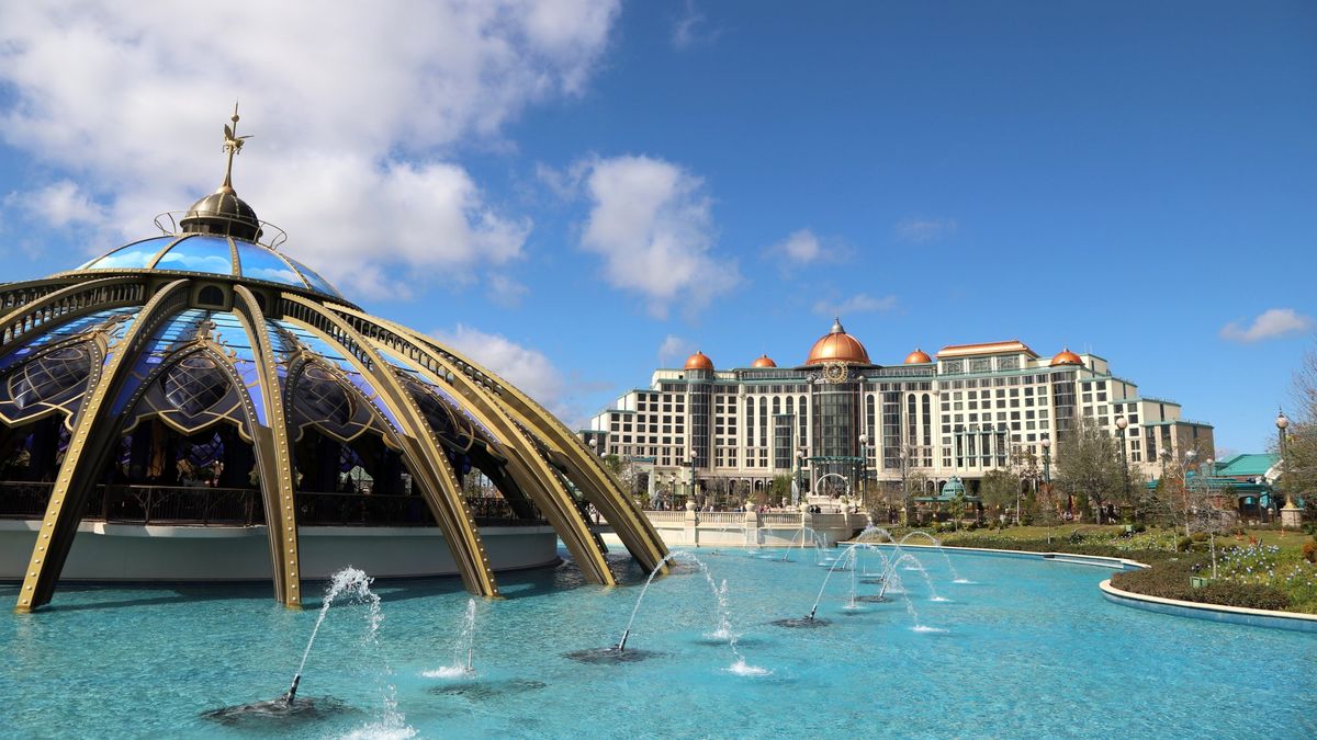Universal Orlando launches AI trip-planning tool for advisors