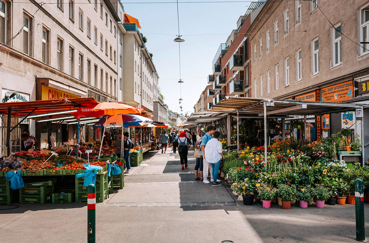 Neighborhood Tourism Soars as Travelers Seek a Local Sense of Place