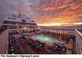 Seabourn Odyssey pool