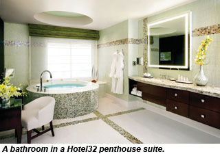 A bathroom in the penthouse suite at Hotel32