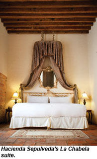 Hacienda Sepulveda La Chabela suite